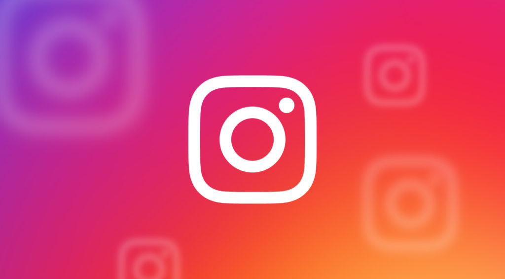 Instagram уверенно догоняет Facebook